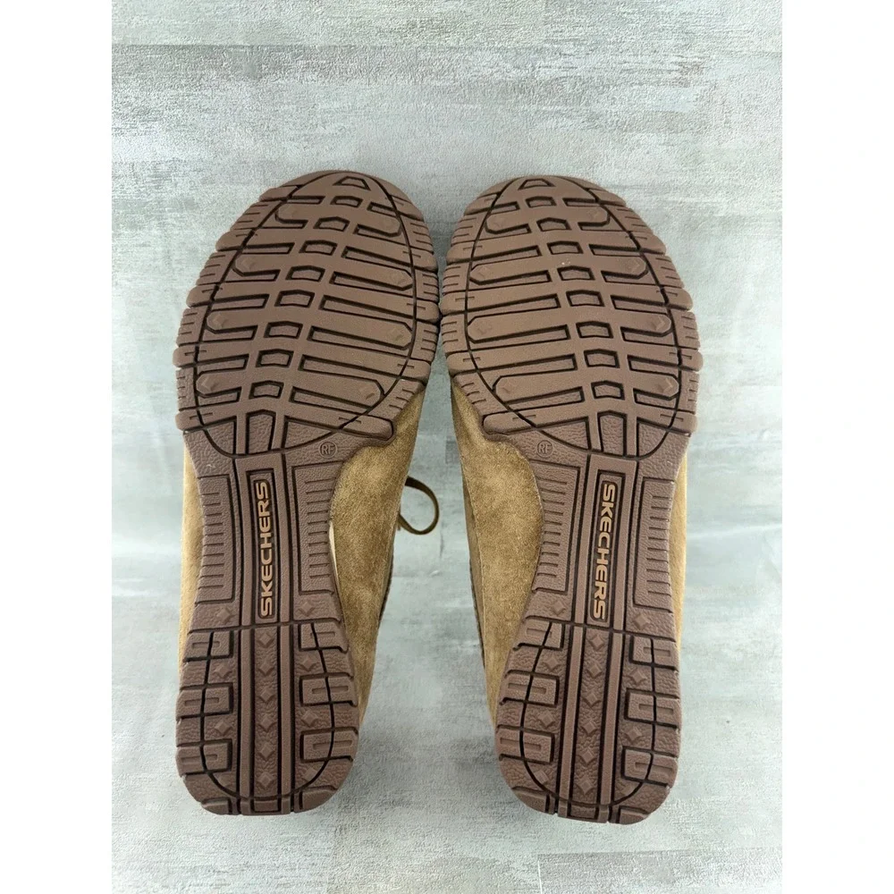 Skechers Relaxed Fit Suede Leather Sneakers Brown 44703 Women Sz 8 Lace Up Shoes